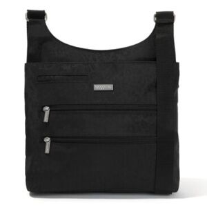Like new Baggallini Women's Bucket Bagg